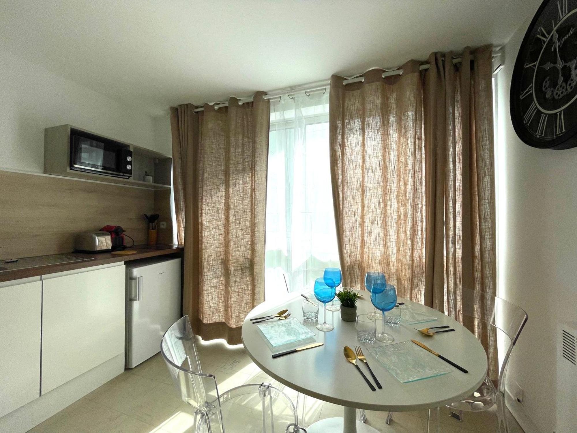 Les Entrepreneurs - Appartements Neufs Et Spacieux, Proche Rer C Et Aeroport Orly Morangis  Exterior photo