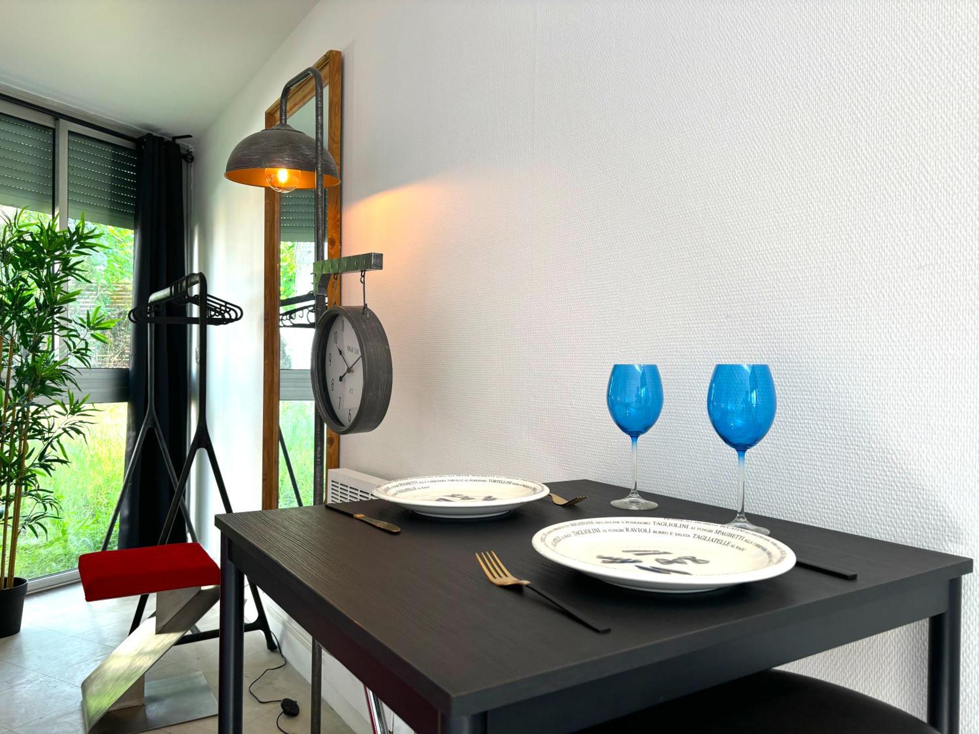 Les Entrepreneurs - Appartements Neufs Et Spacieux, Proche Rer C Et Aeroport Orly Morangis  Exterior photo